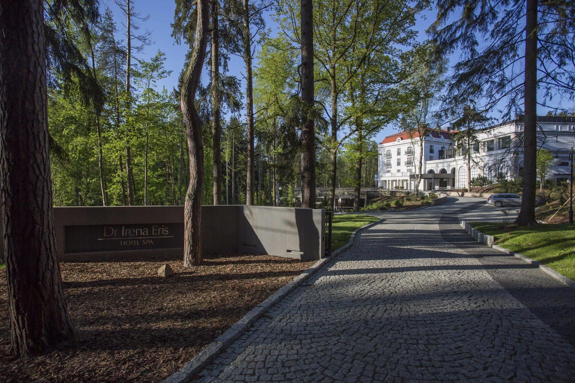 Hotel Spa Dr Irena Eris Polanica Zdroj Bagian luar foto